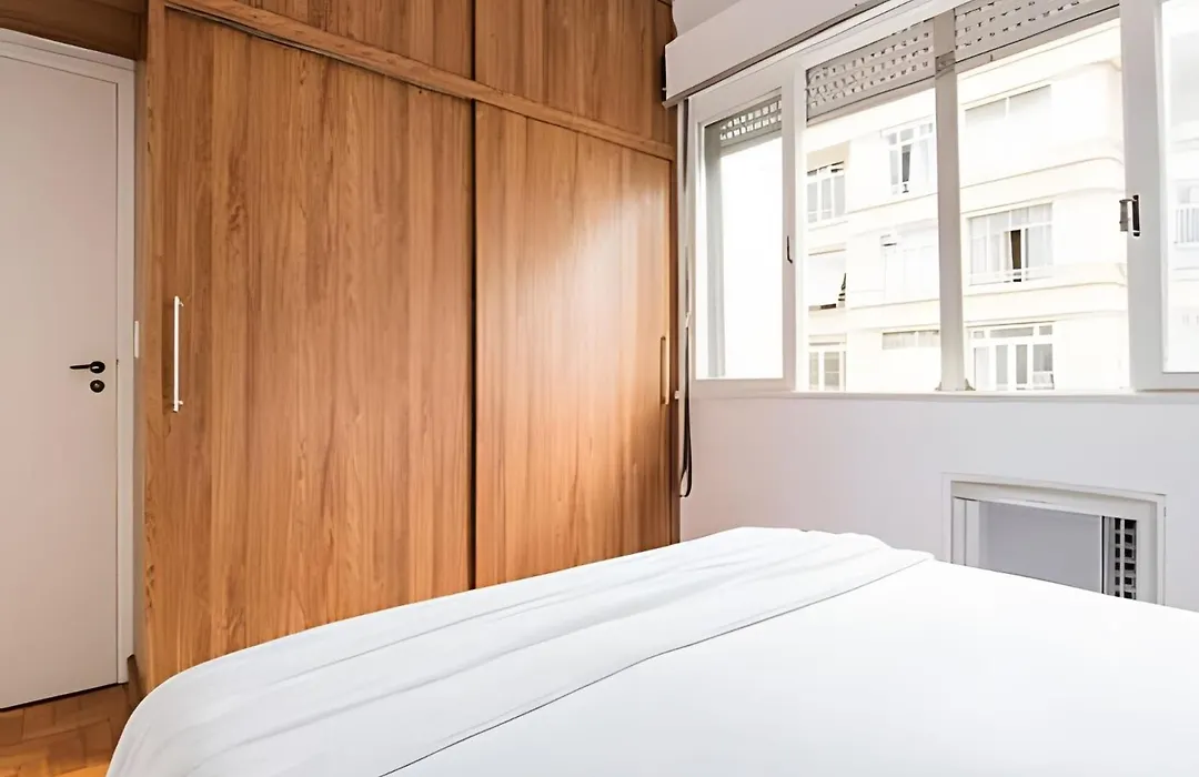 Excelente Apartamento em Copacabana 2 quartos-1